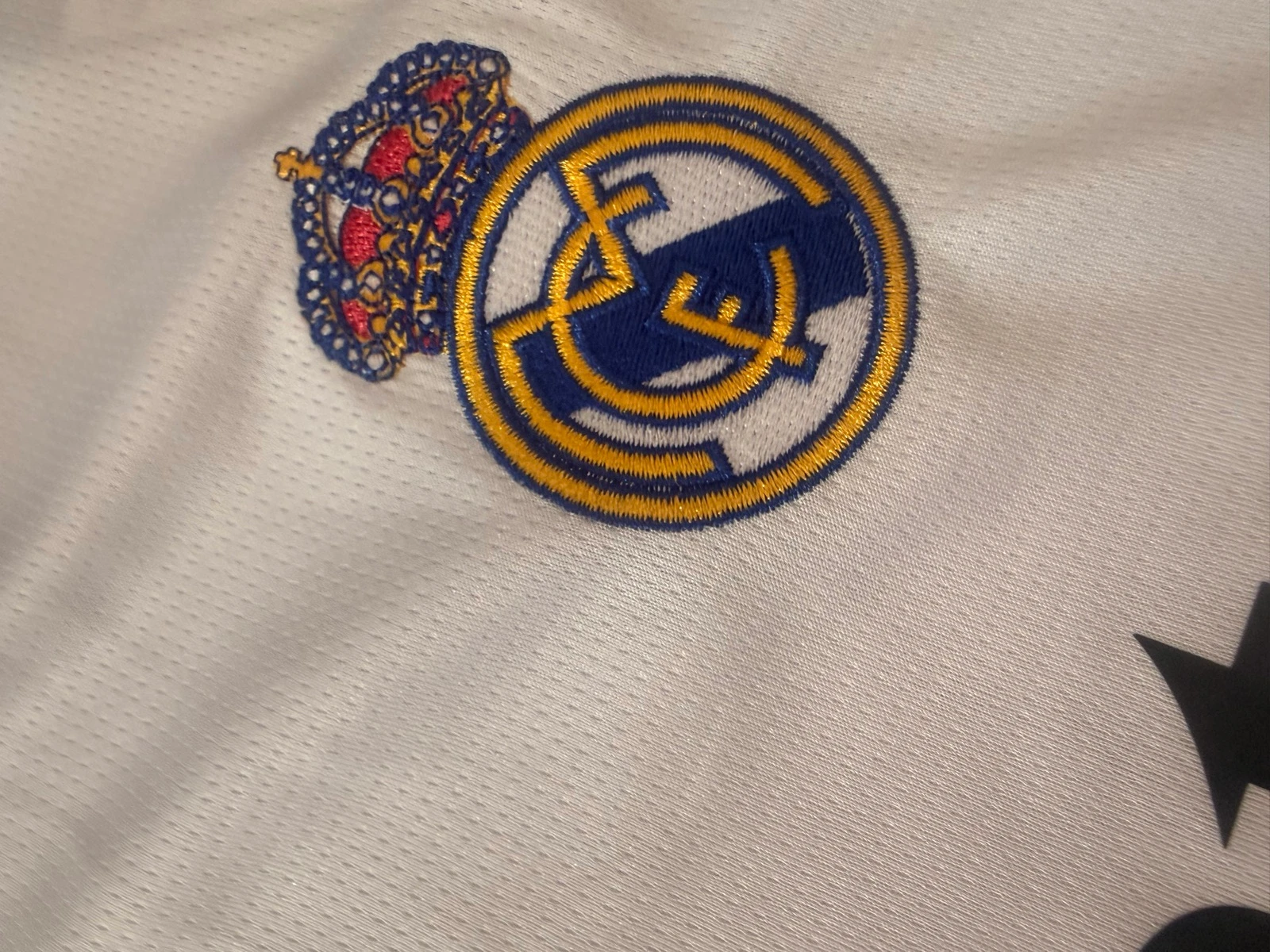 Real Madrid 25/26 Home Jersey Adidas Size L HP Sleeve – New – photo 6